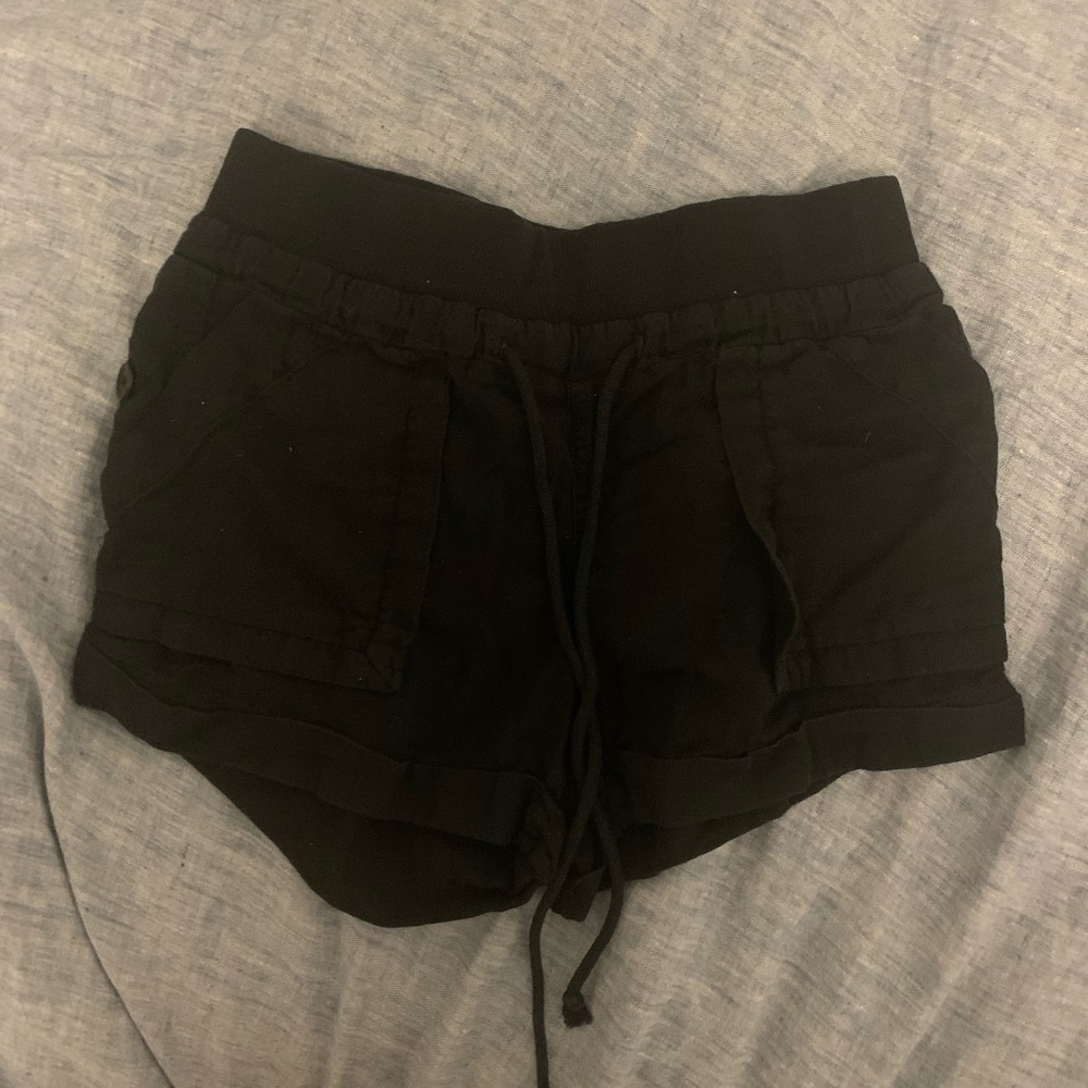 Community cotton shorts